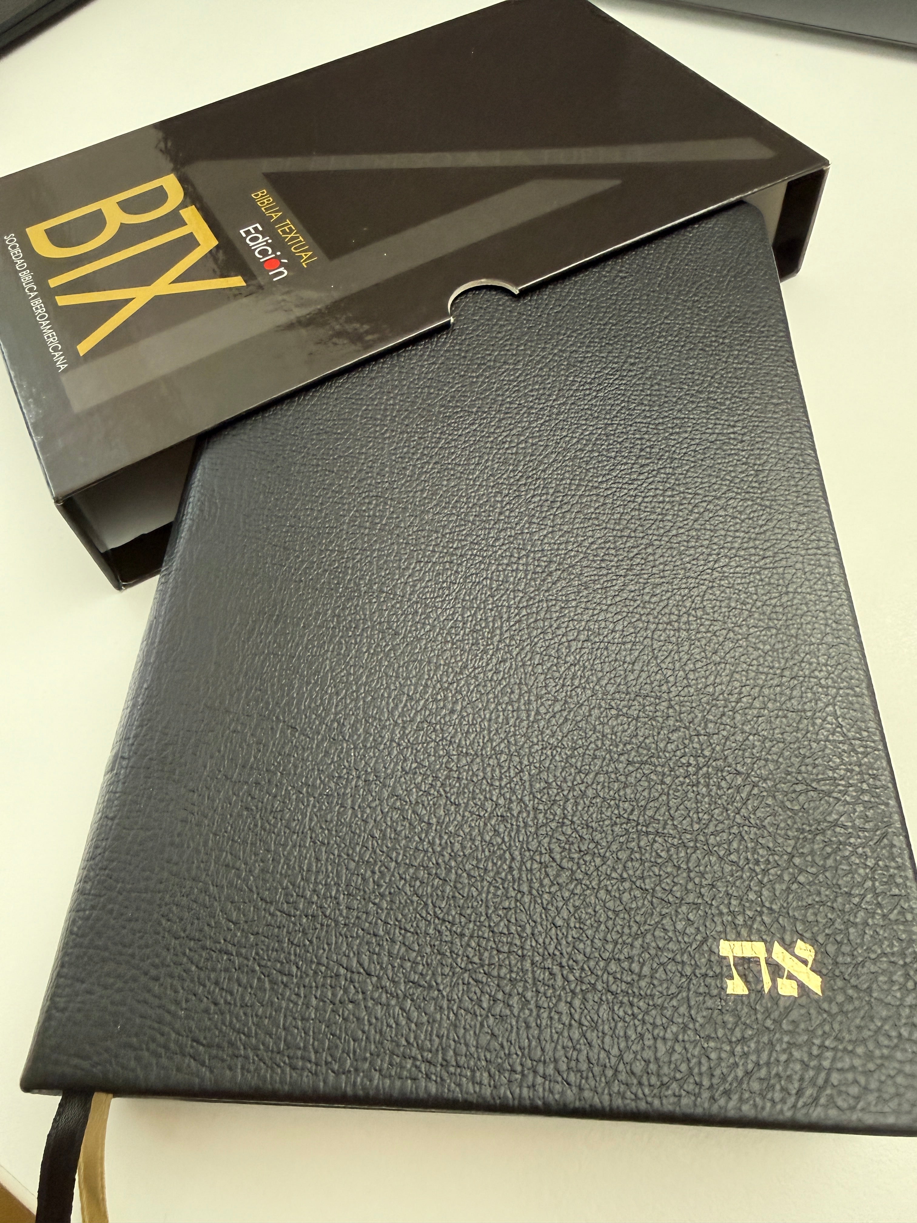Biblia Textual IV piel