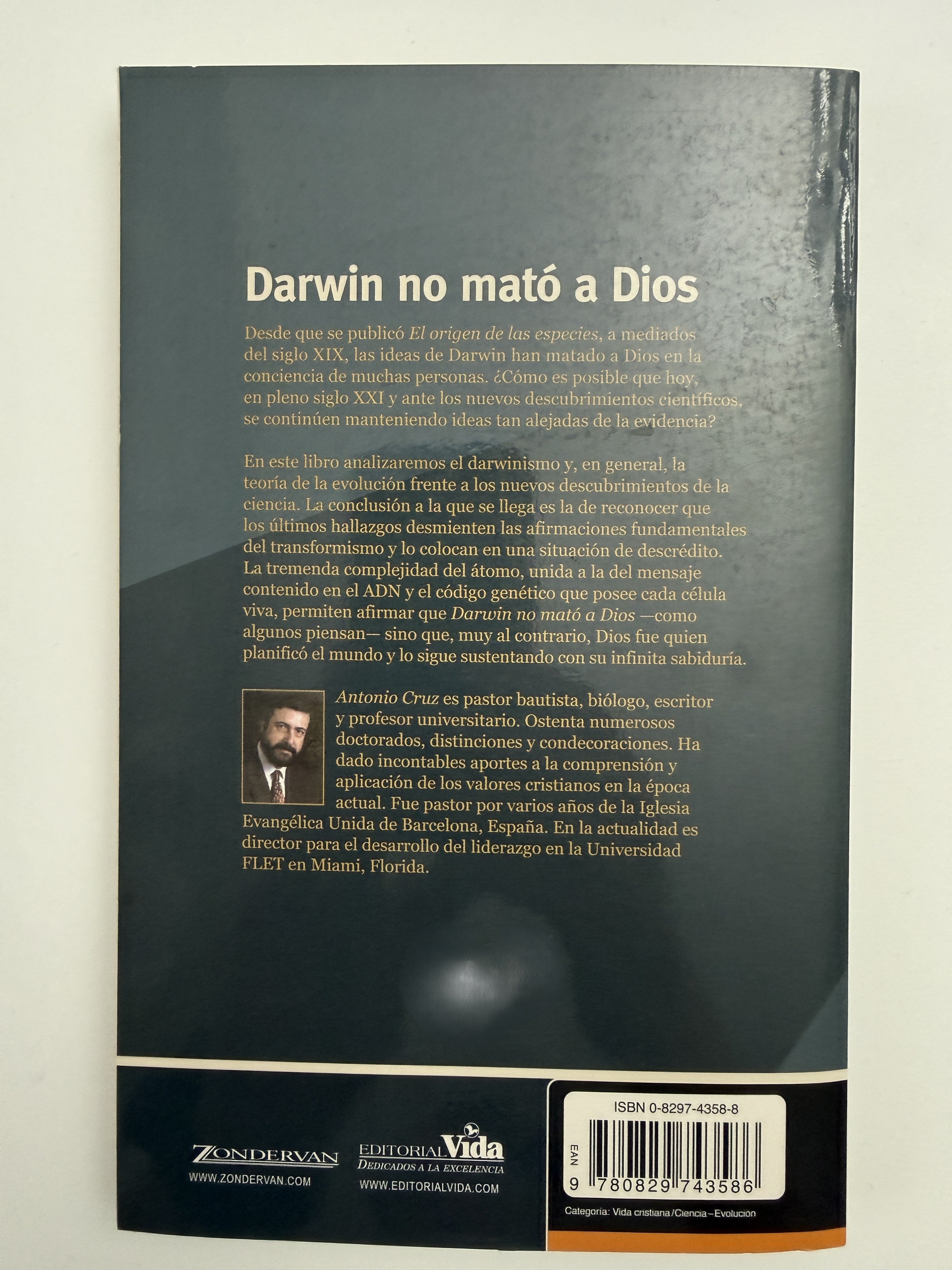 Darwin no mató a Dios