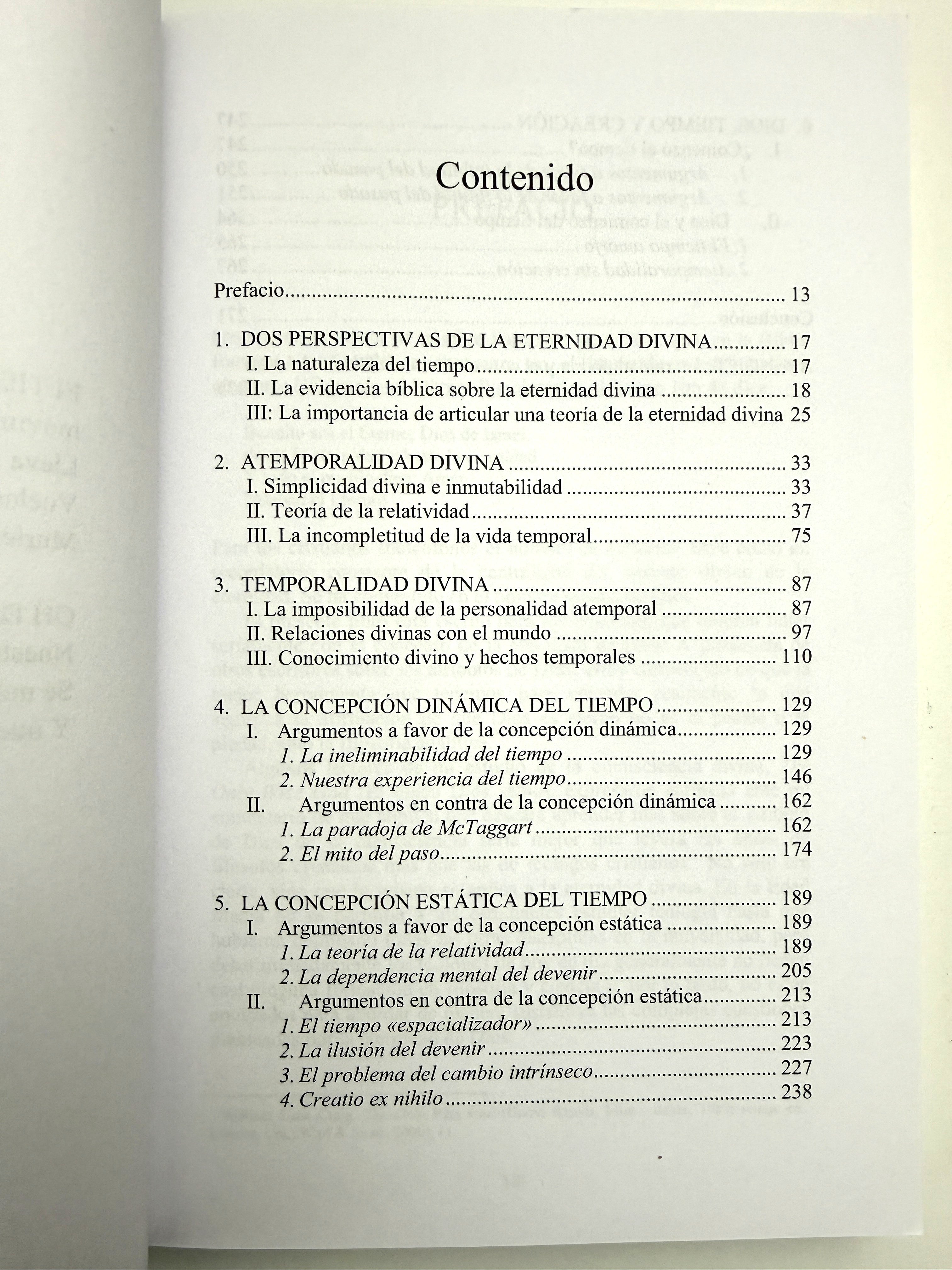 Tiempo y Eternidad: Explorando la relación de Dios con el tiempo